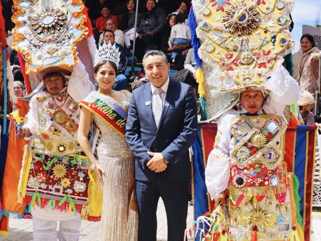 DESFILE FOLCLÓRICO DE TISALEO